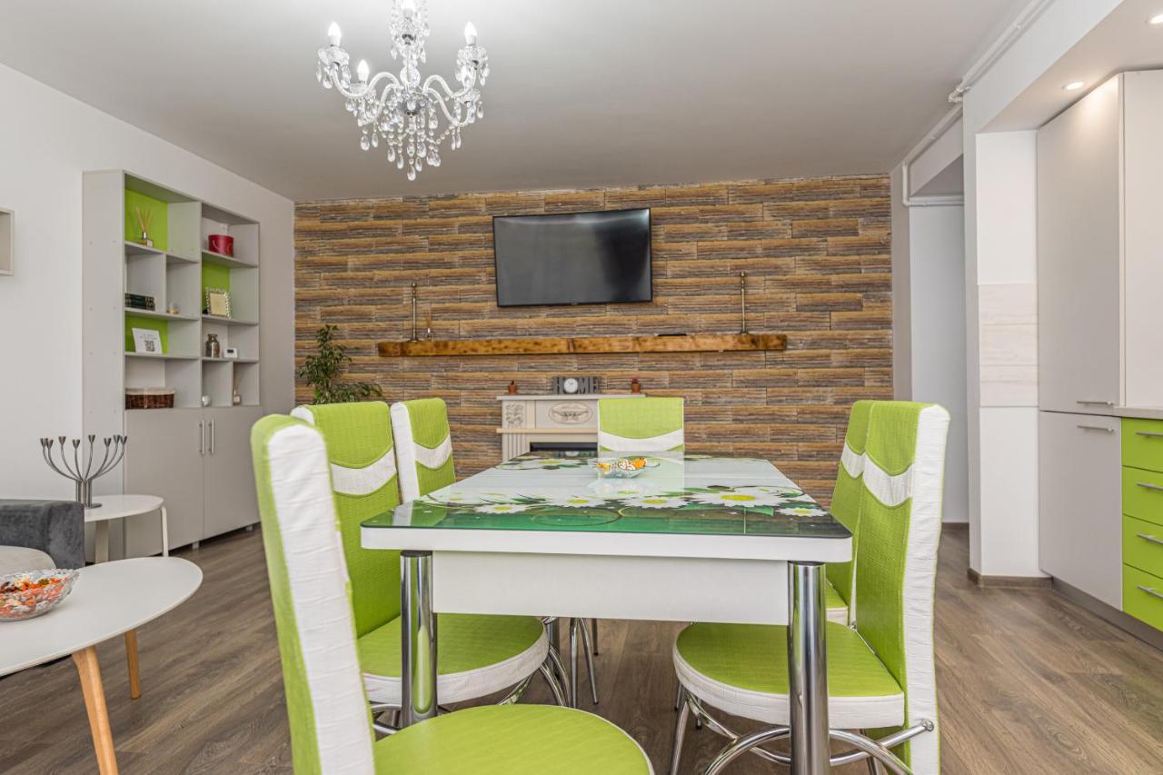 Apartament 2 Camere Narcis Brasov Exterior photo